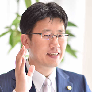 本田 弁護士