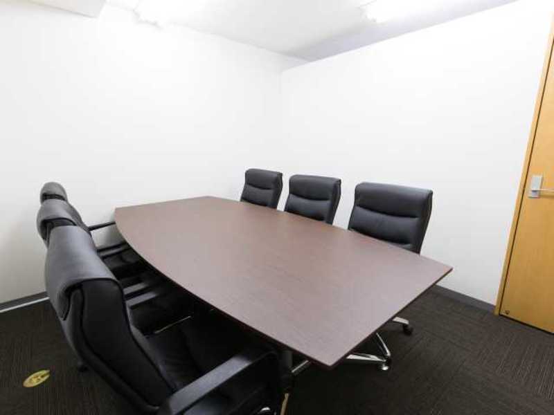 Thumb office info 2193 640x480